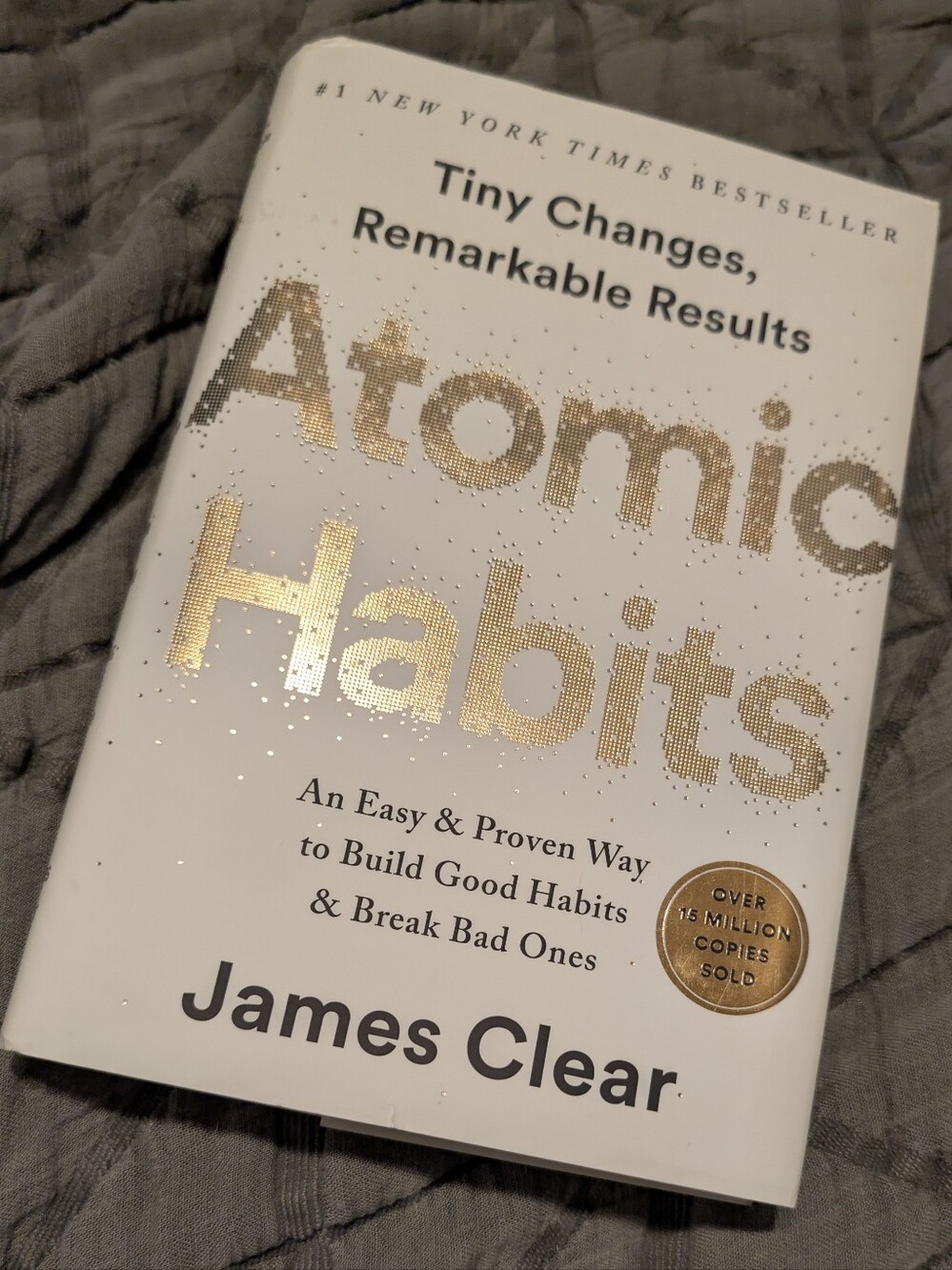 White & Gold 'Atomic Habits' Hardcover by James Clear